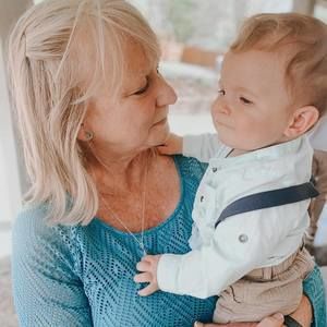 Meet your Posher, Deborah